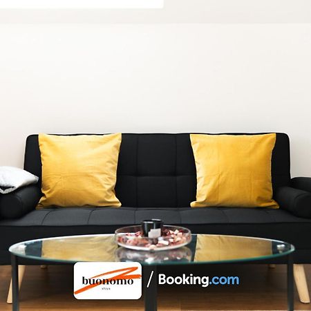 Two Bedroom Apartment At Buonomo Stays Short Lets & Serviced Accommodation Лондон Екстериор снимка