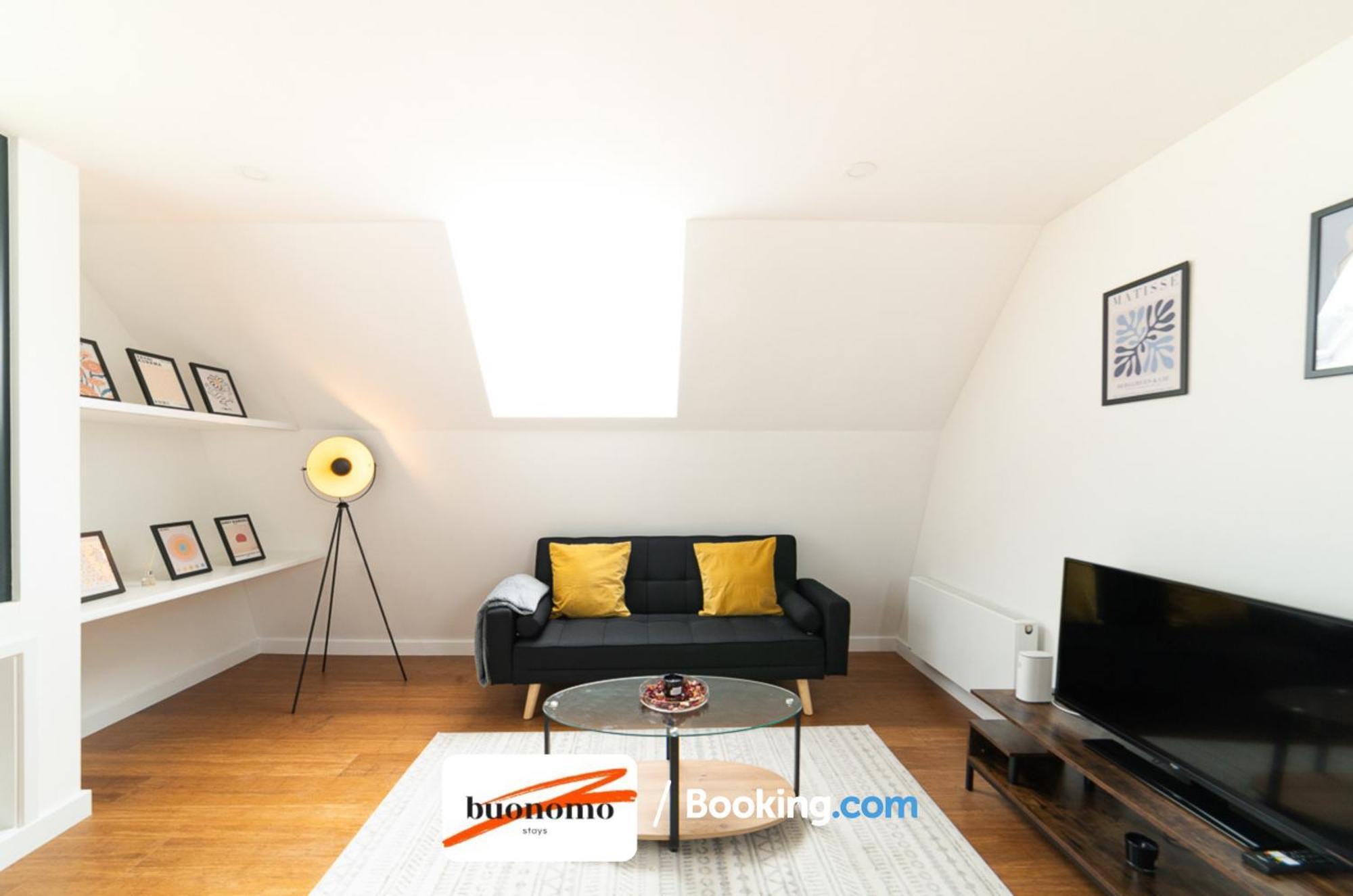 Two Bedroom Apartment At Buonomo Stays Short Lets & Serviced Accommodation Лондон Екстериор снимка