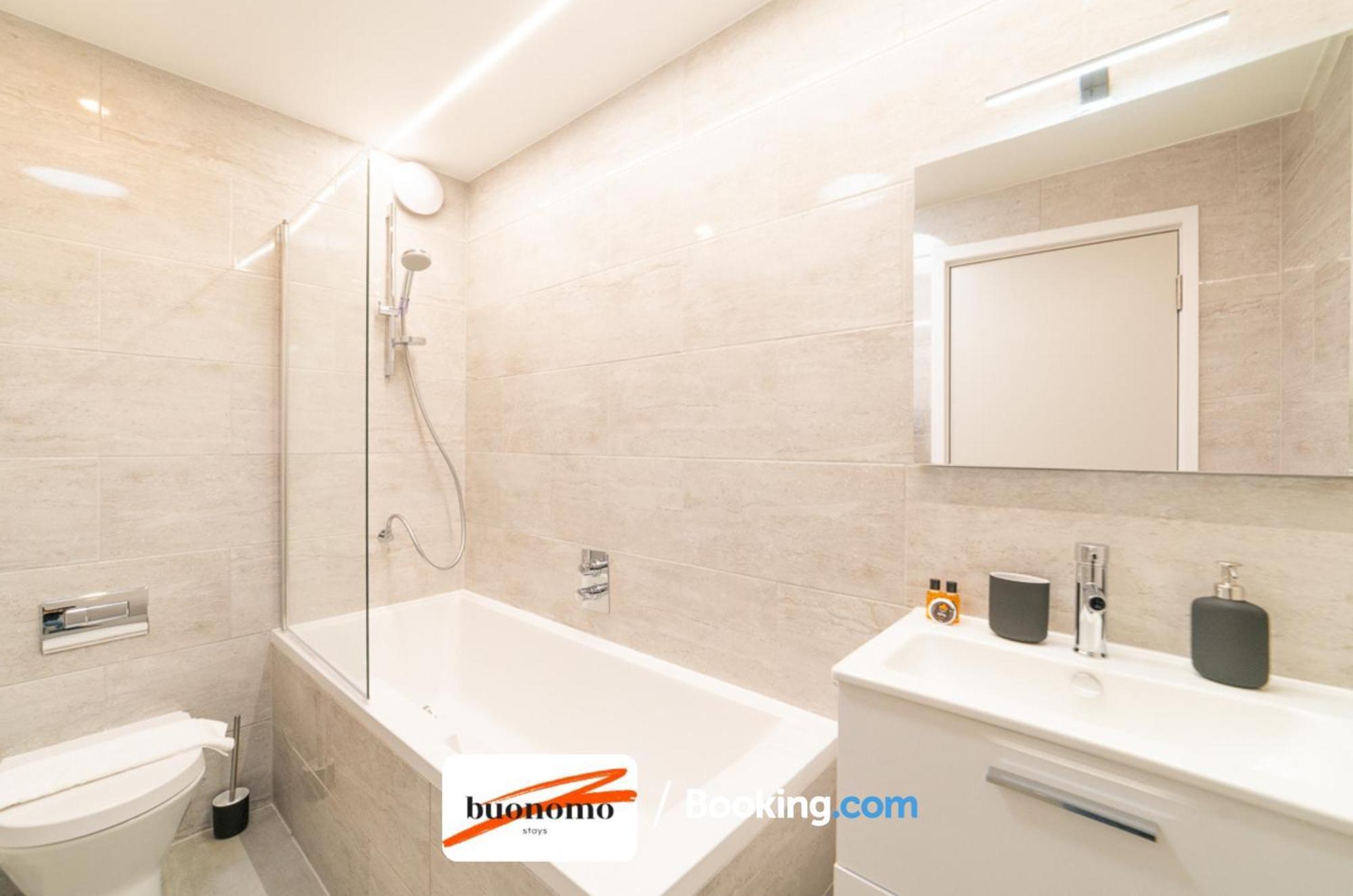 Two Bedroom Apartment At Buonomo Stays Short Lets & Serviced Accommodation Лондон Екстериор снимка